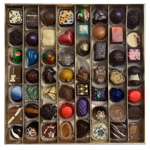 1d Red  80 Piece Croc Leather Open Window Assortment Box
